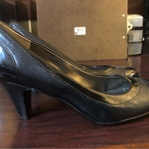 Naturalized N5 Comfort Bohemia Heels